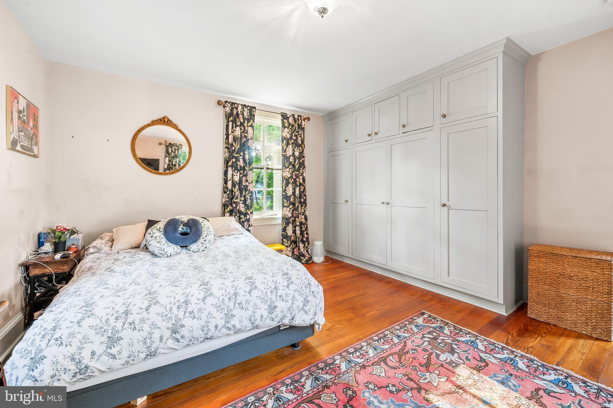 MOUNT WASHINGTON - Residential