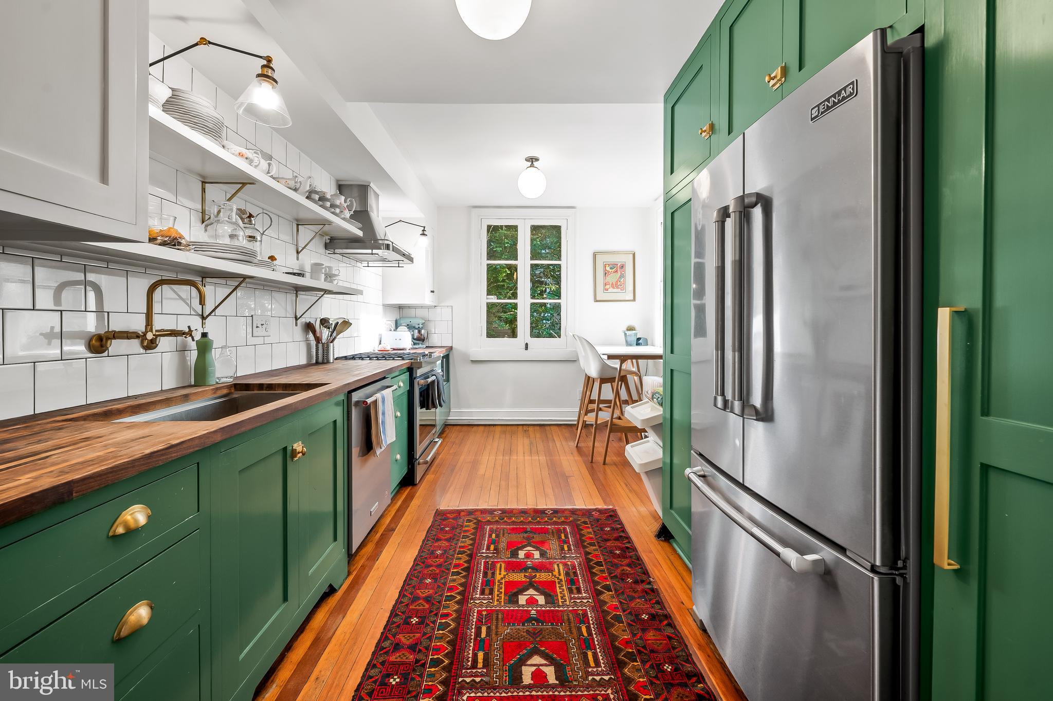 MOUNT WASHINGTON - Residential