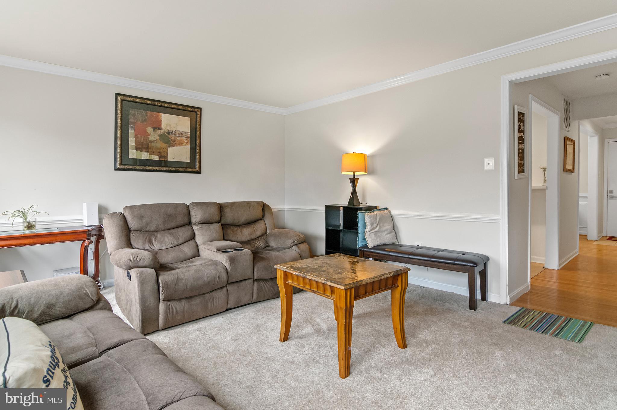 VILLAGE GATE - Residential