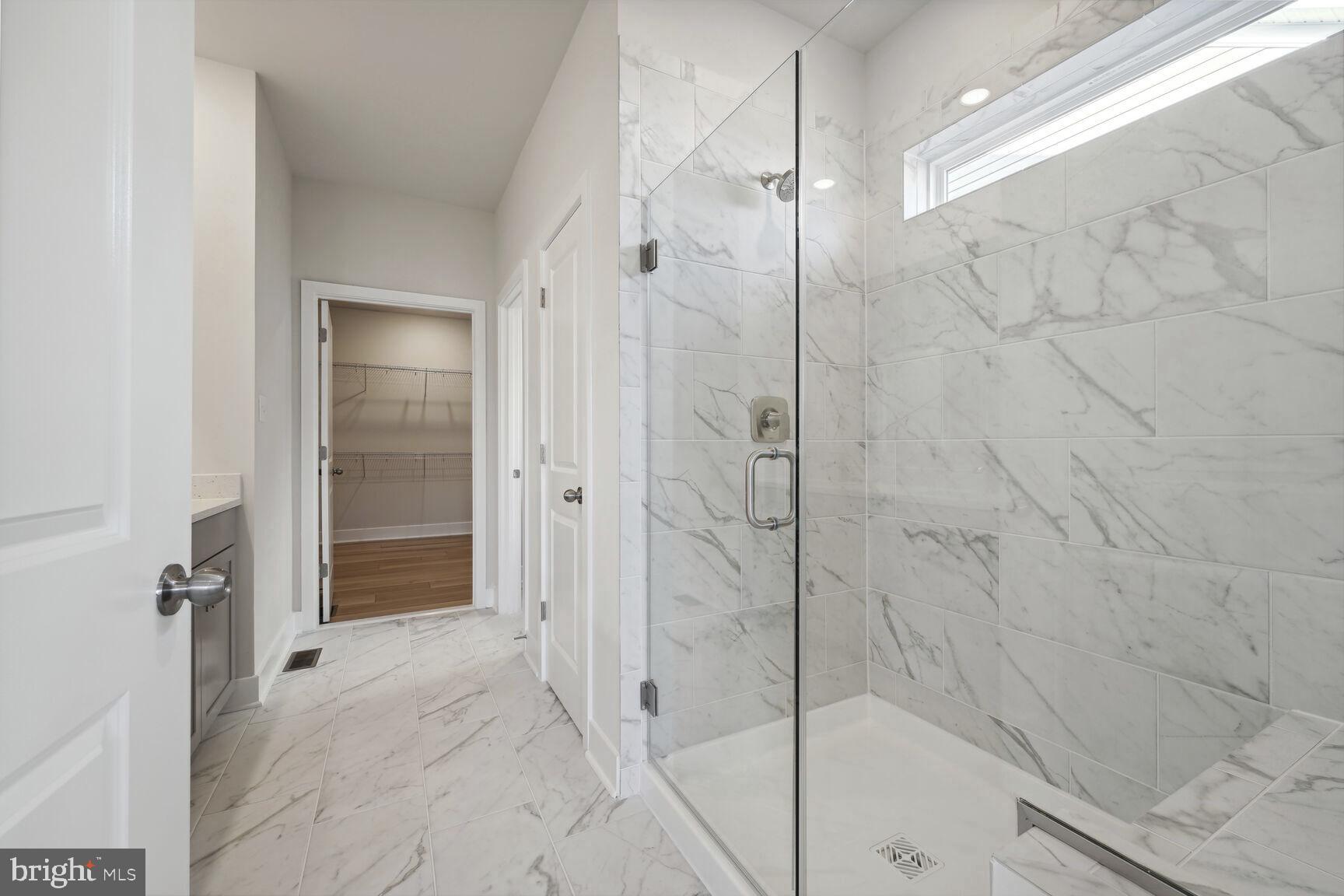 WHITE PLAINS - Residential