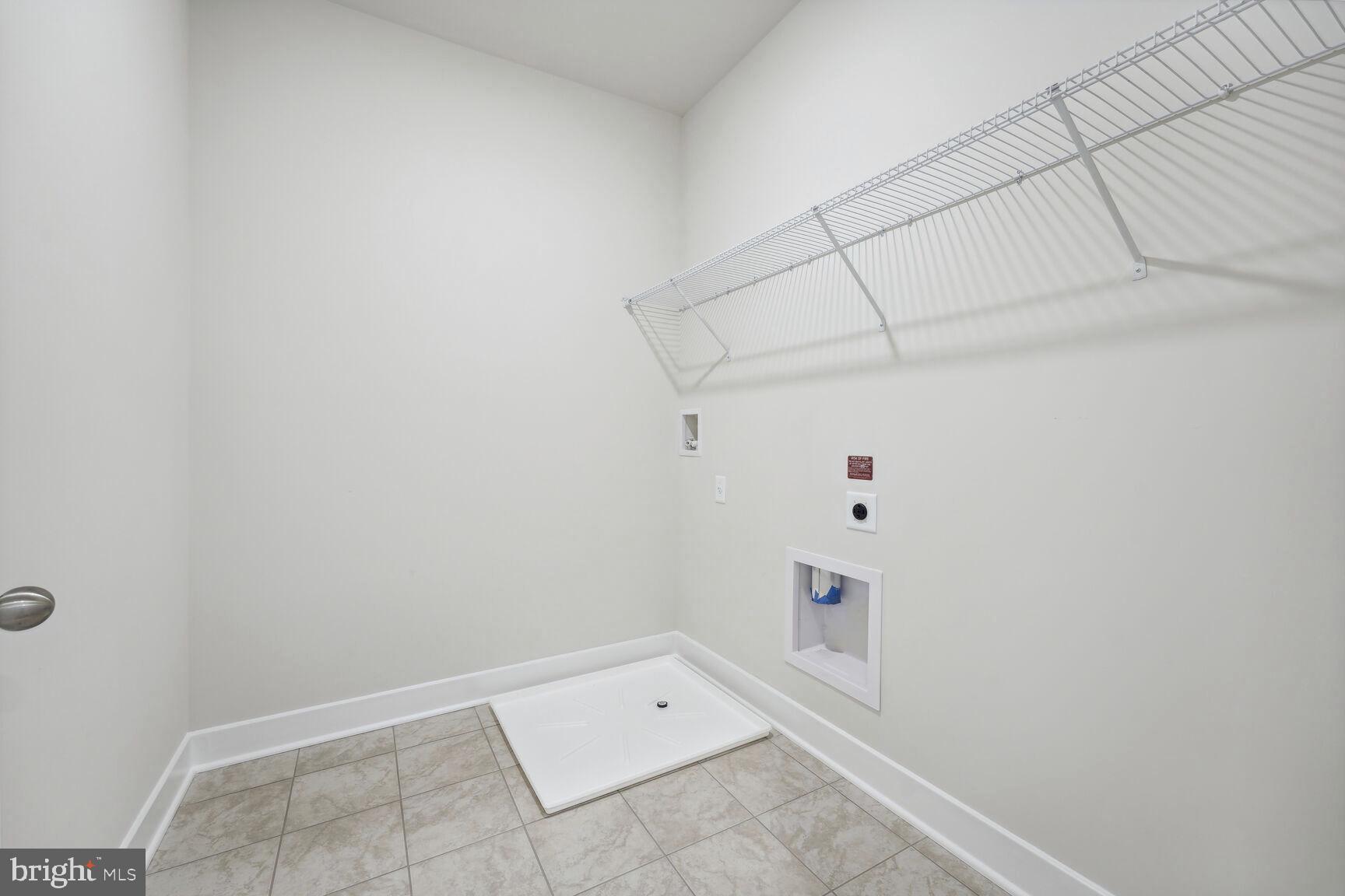 WHITE PLAINS - Residential