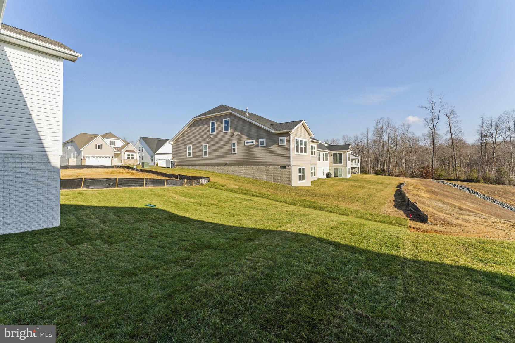 WHITE PLAINS - Residential