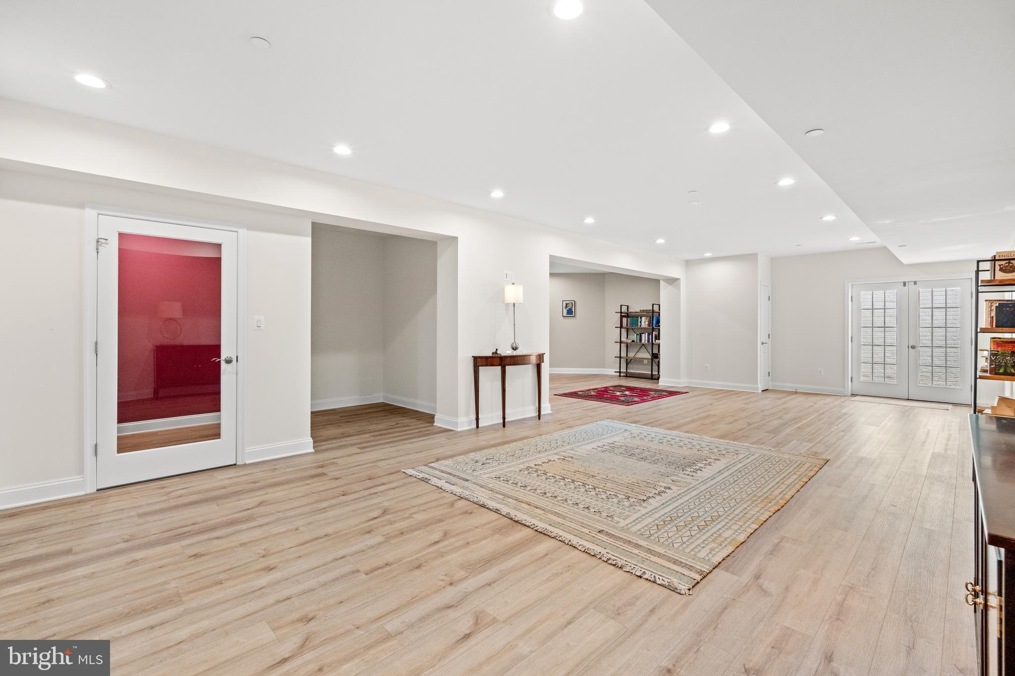 ROCKVILLE HEIGHTS - Residential