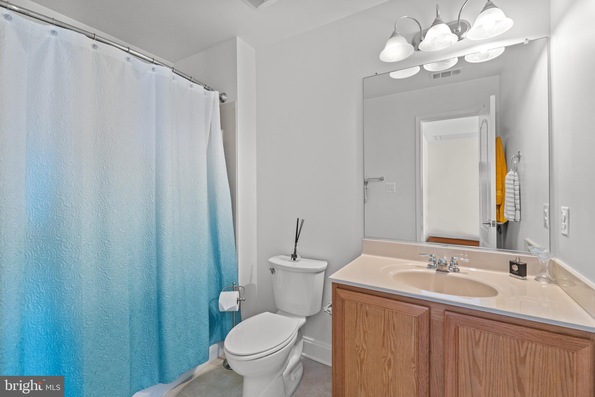 ROCKVILLE HEIGHTS - Residential