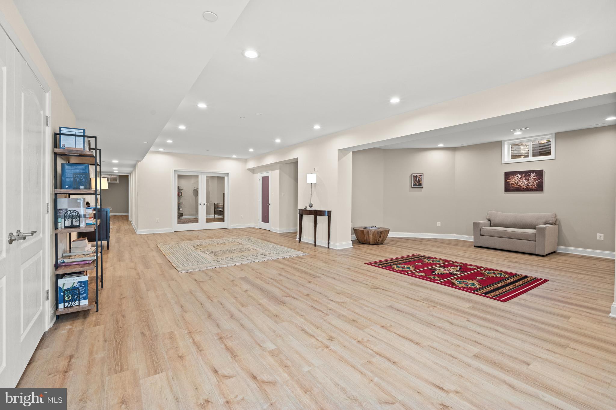 ROCKVILLE HEIGHTS - Residential