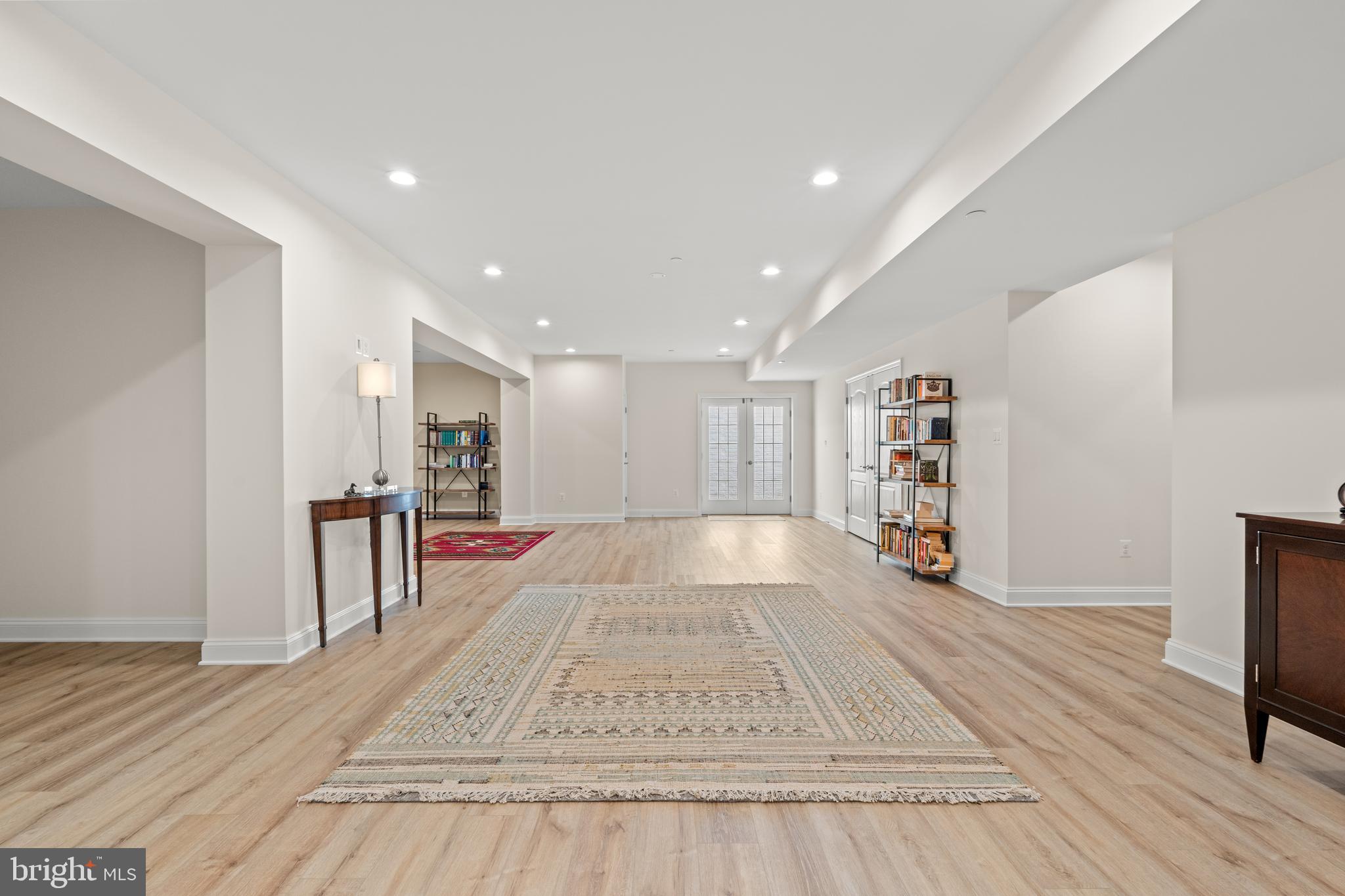 ROCKVILLE HEIGHTS - Residential