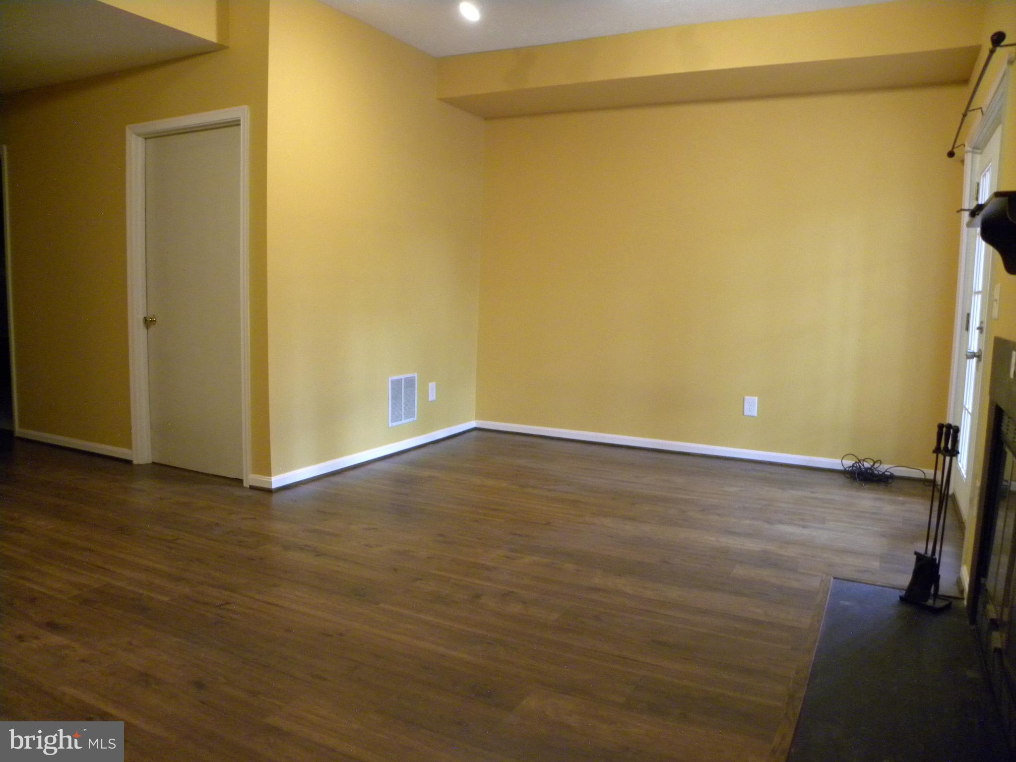 FRANKLIN FARM - Residential Lease