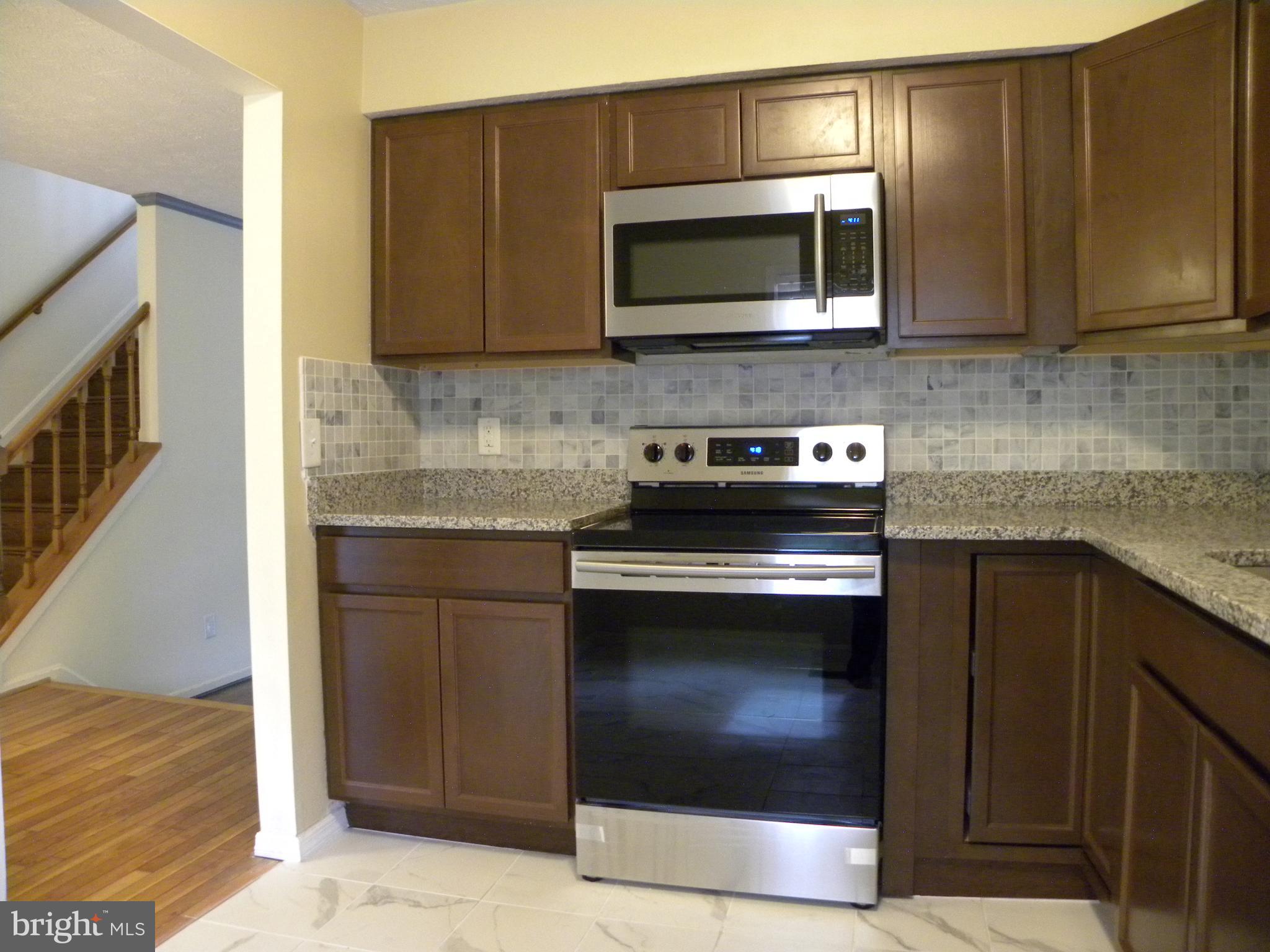 FRANKLIN FARM - Residential Lease