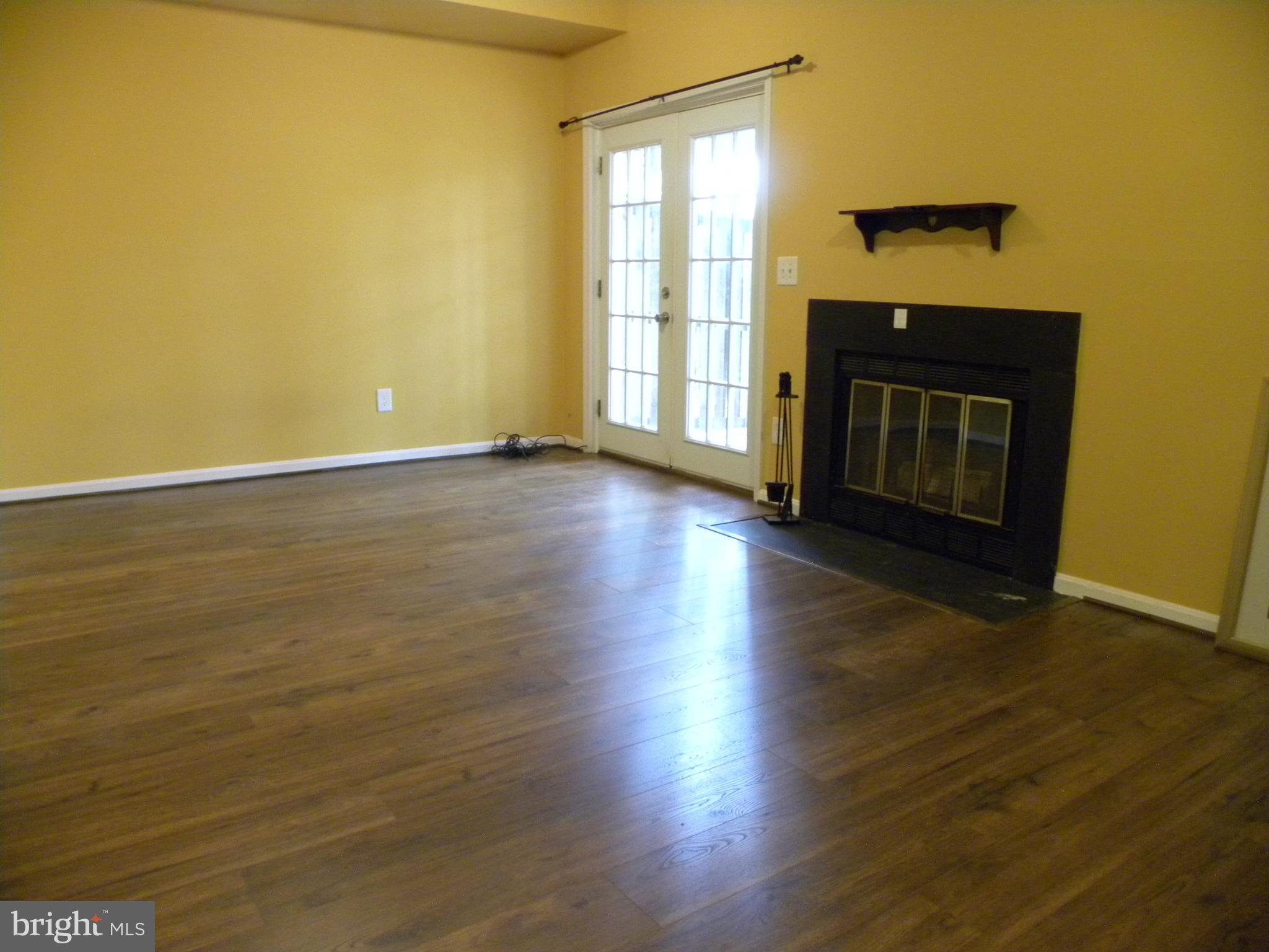 FRANKLIN FARM - Residential Lease