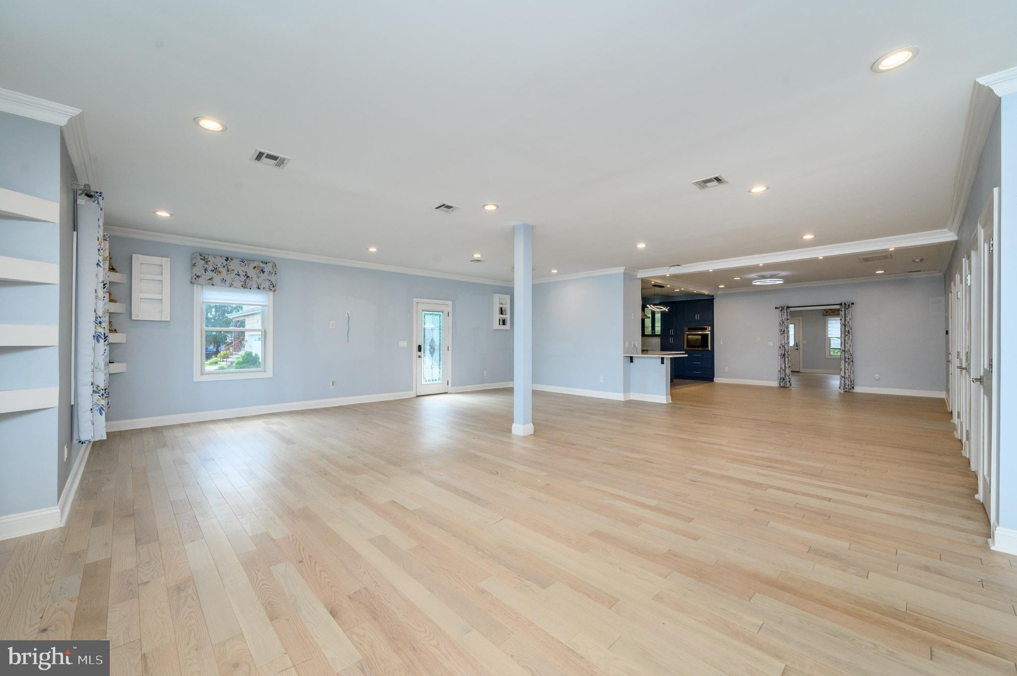 11 BROOK ROAD