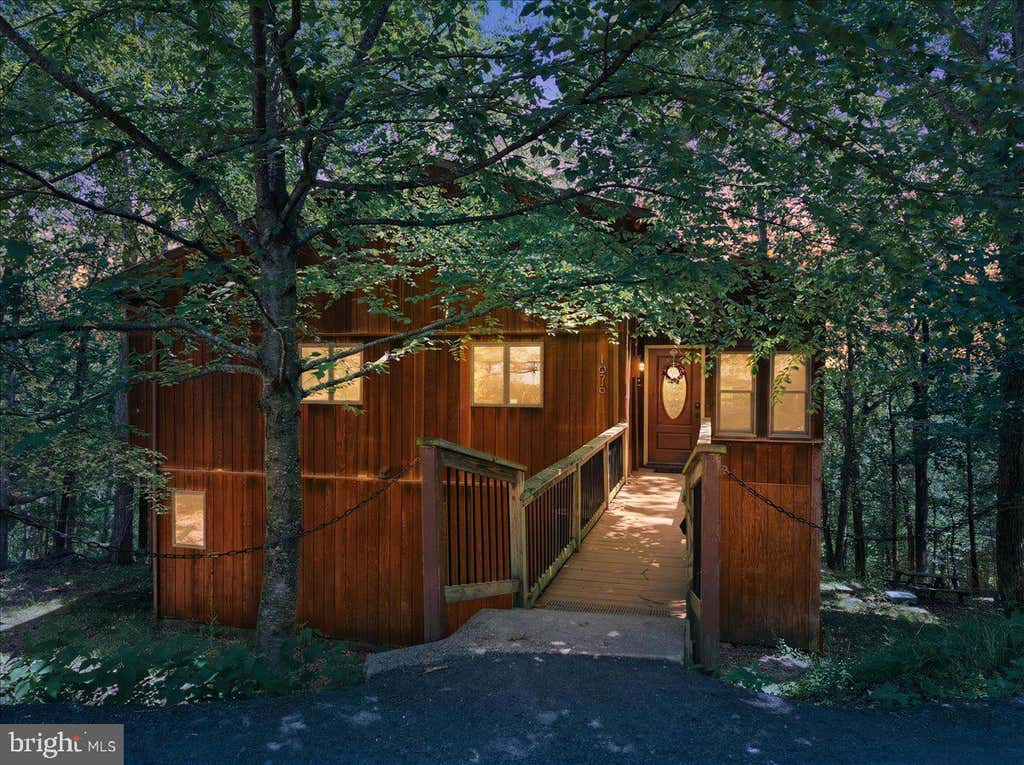 Photo of 1076 Porter Drive, BUSHKILL, PA 18324 (MLS # PAPI2000954)