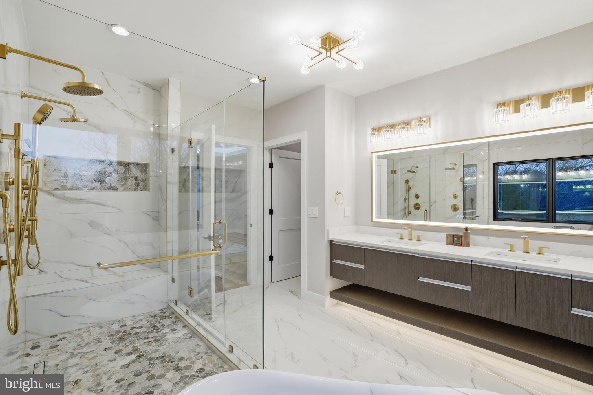 CHESTERBROOK - Residential