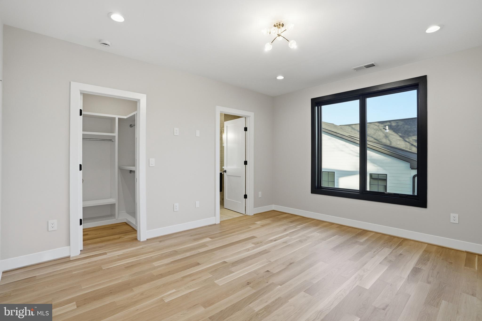 CHESTERBROOK - Residential