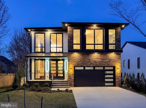 1805 FRANKLIN AVENUE MCLEAN VA 22101