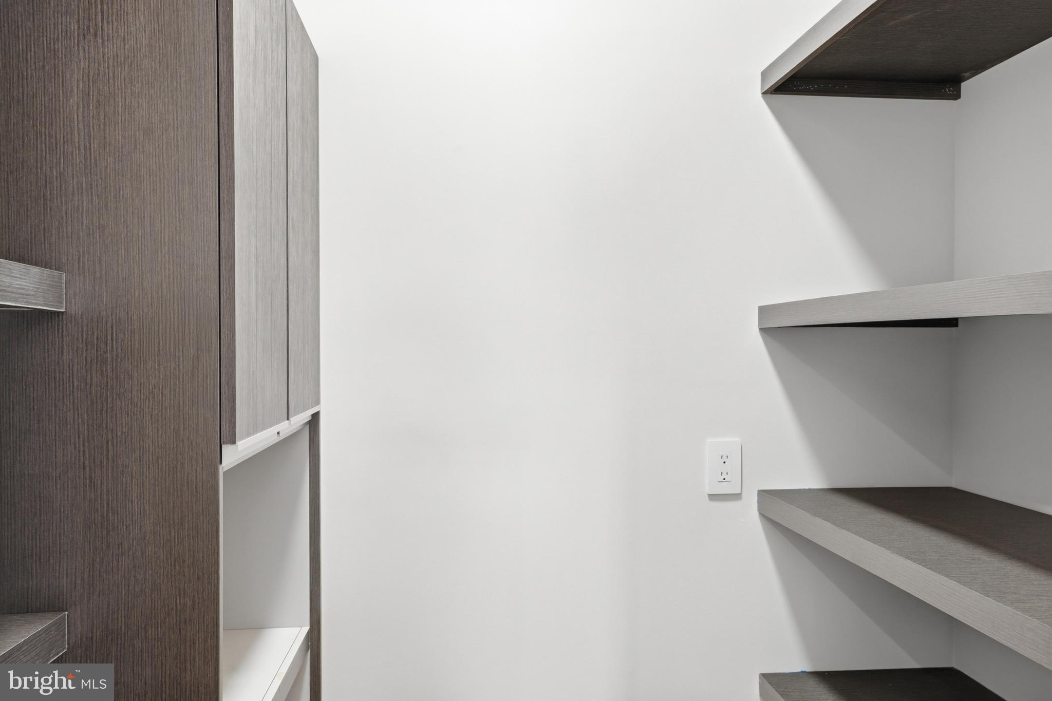 CHESTERBROOK - Residential