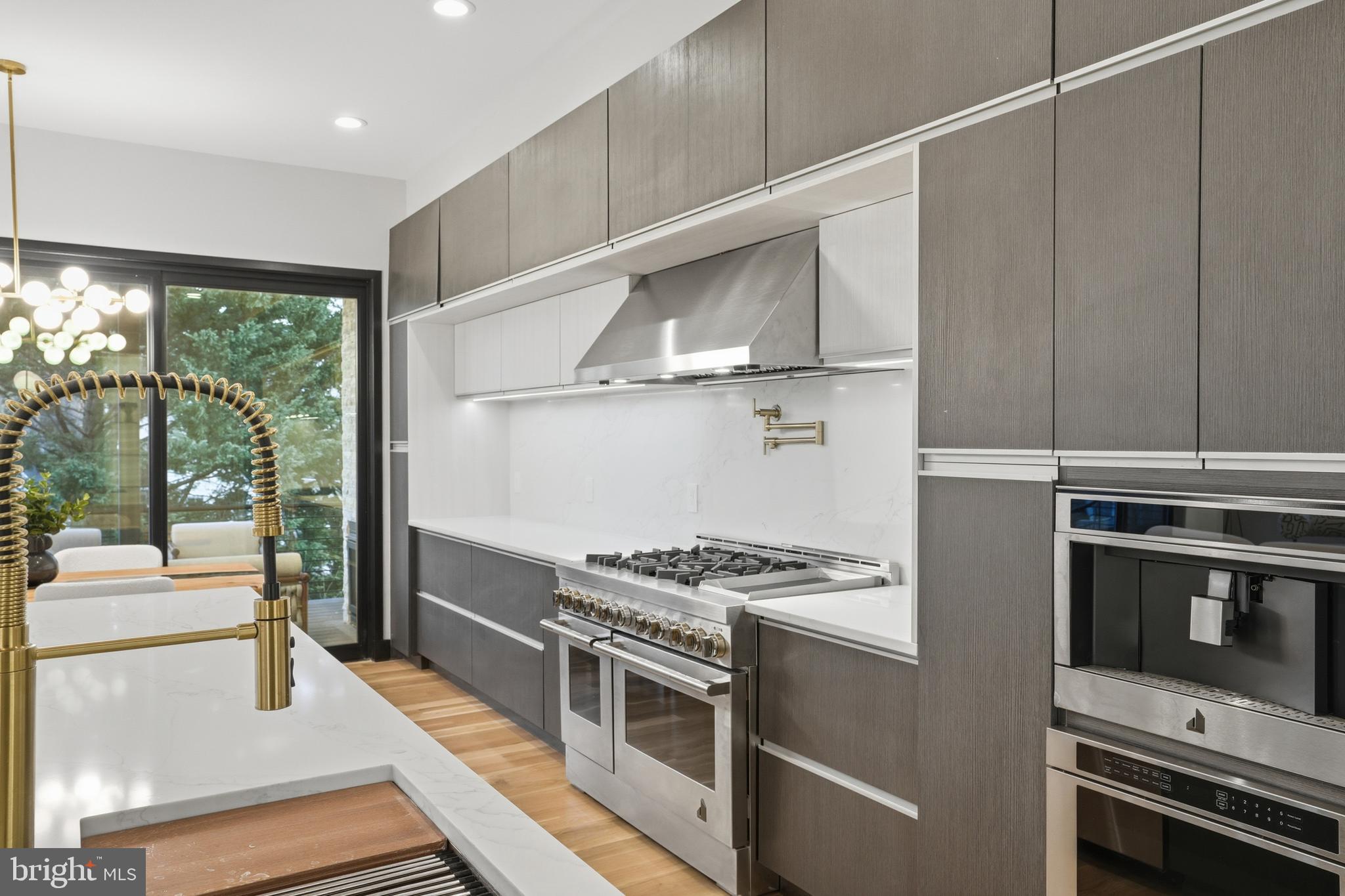 CHESTERBROOK - Residential