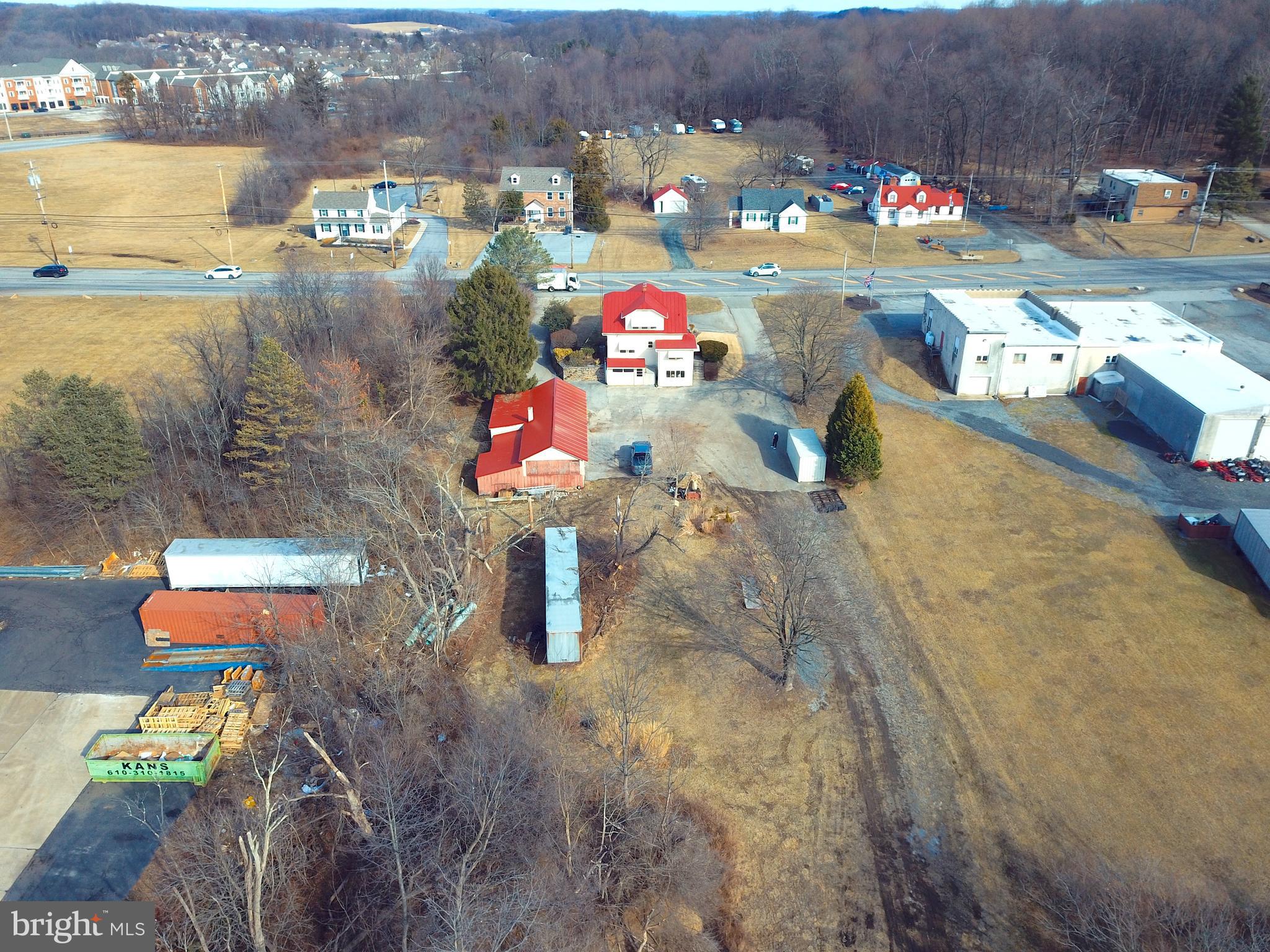 1017 POTTSTOWN PIKE