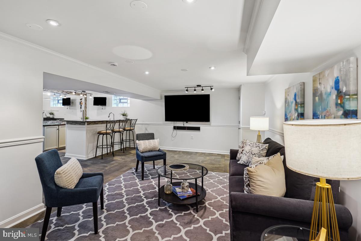 RIVIERA BEACH - Residential