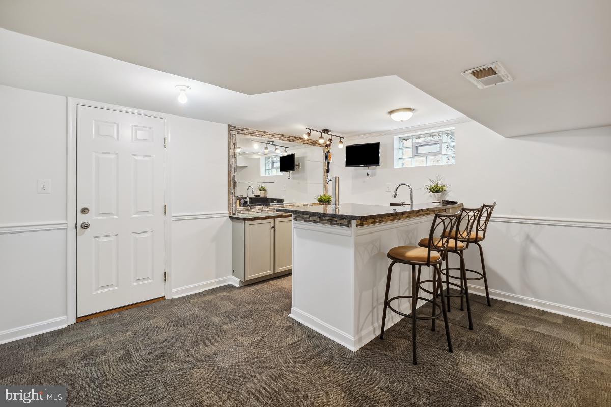 RIVIERA BEACH - Residential