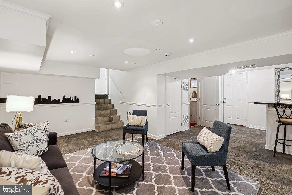 RIVIERA BEACH - Residential