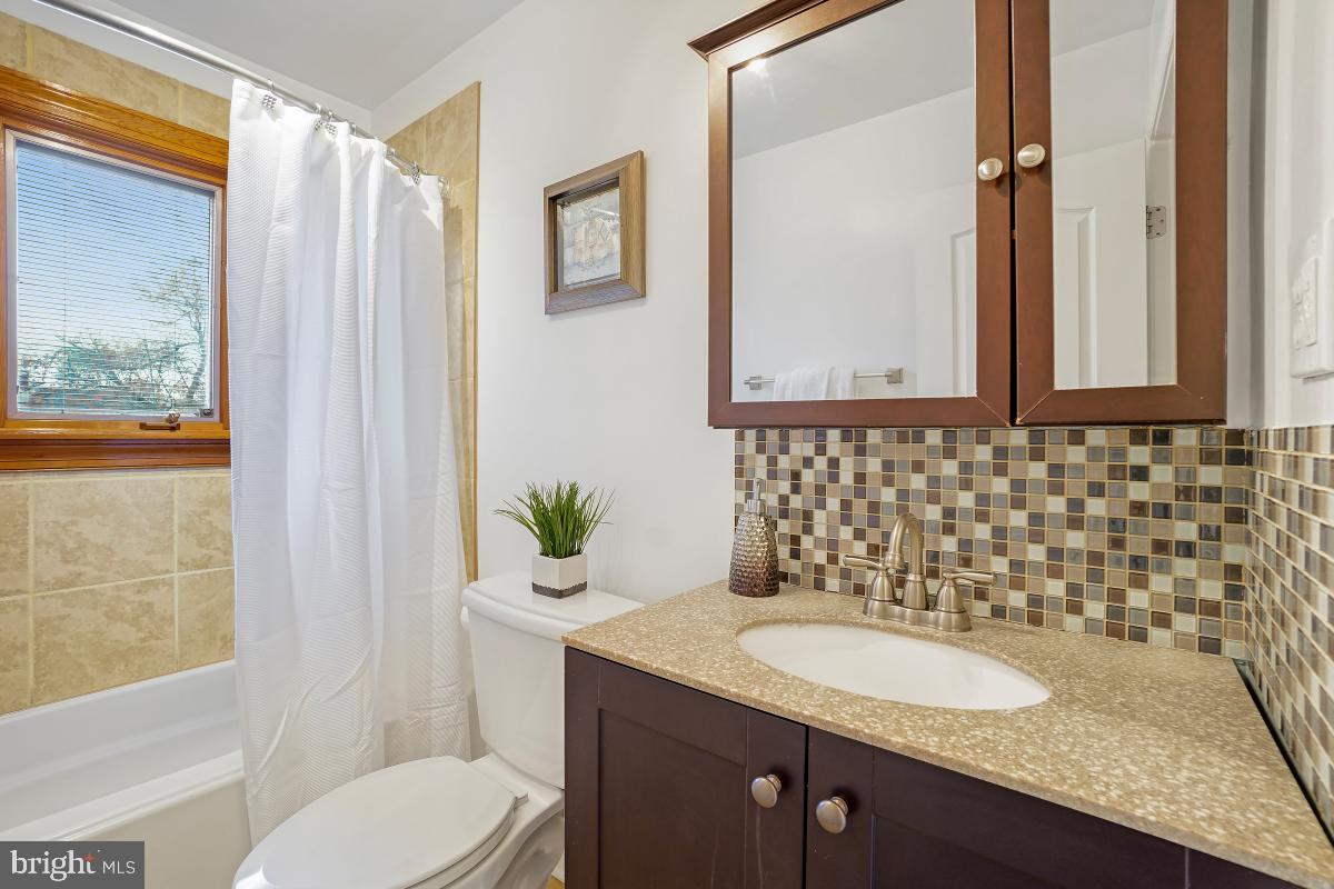 RIVIERA BEACH - Residential