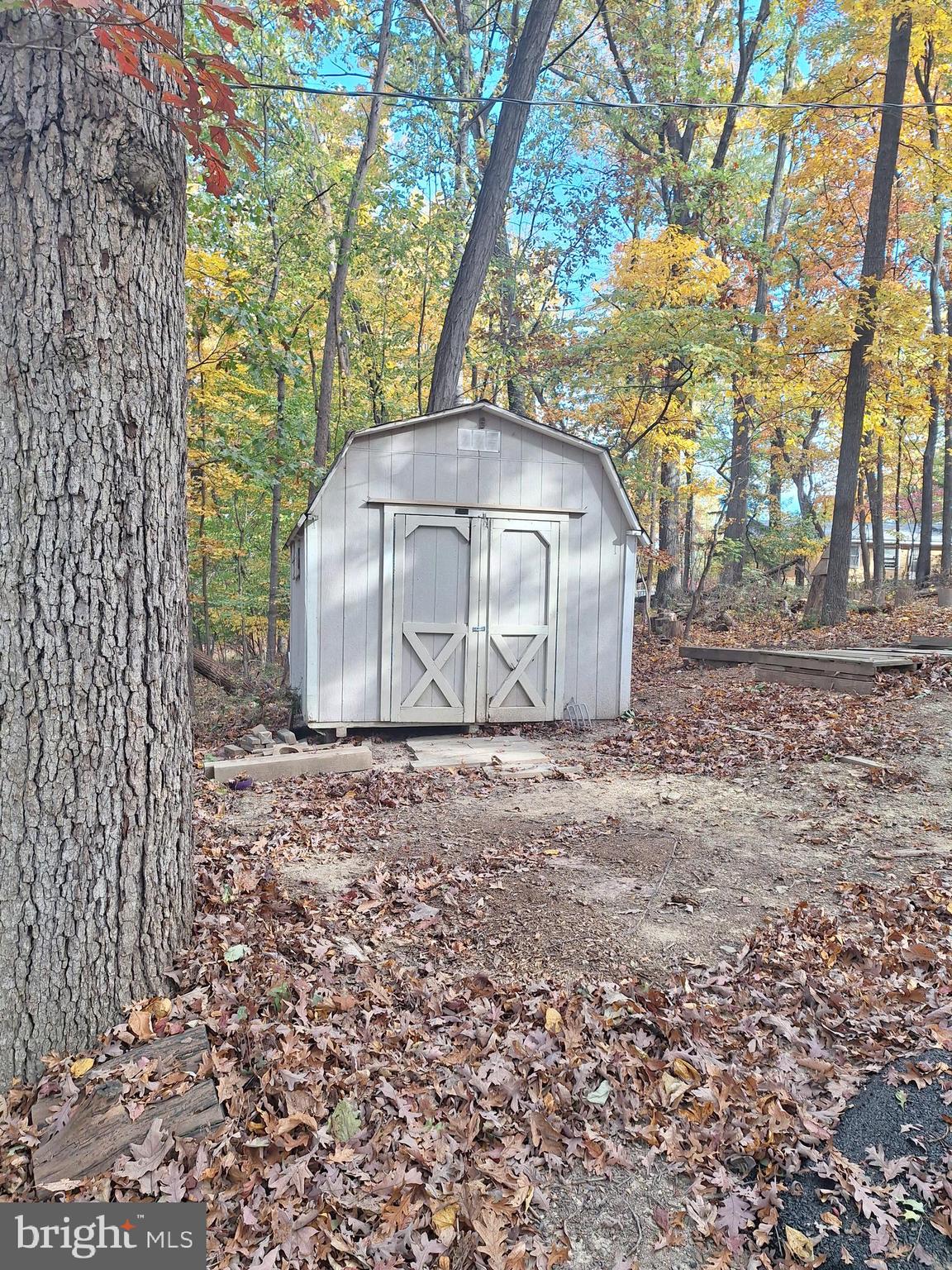 KEYES FERRY ACRES - Residential