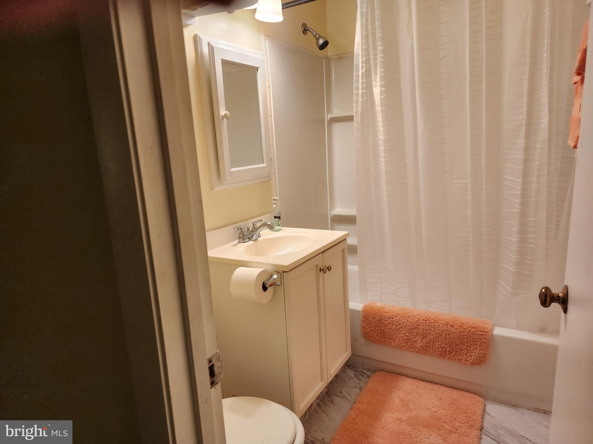 KEYES FERRY ACRES - Residential