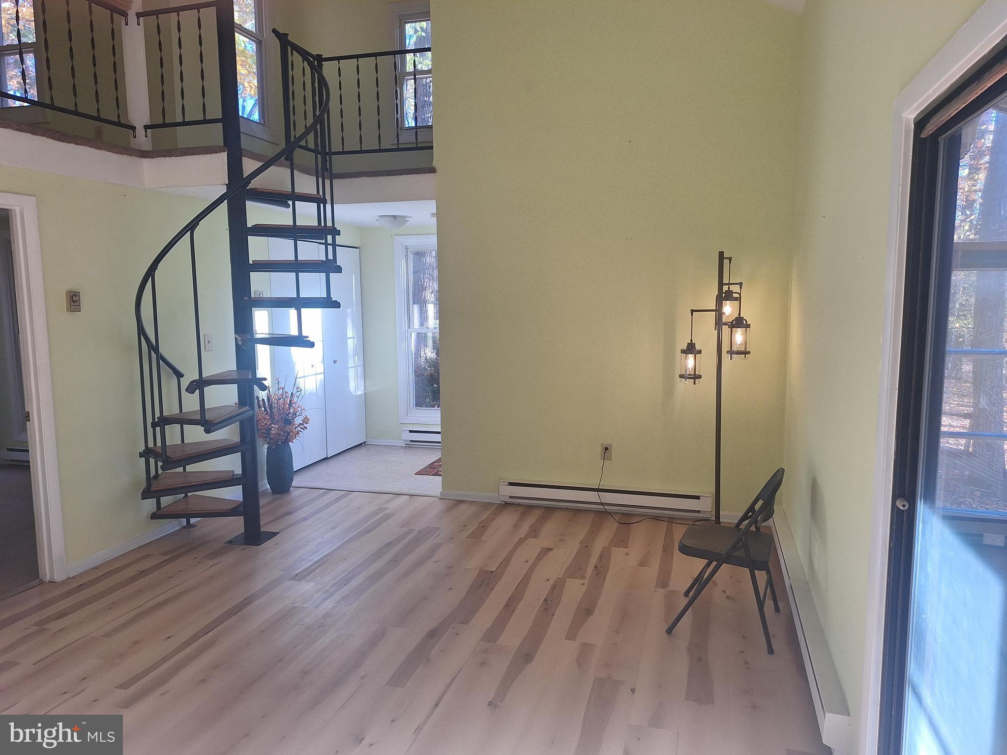 KEYES FERRY ACRES - Residential