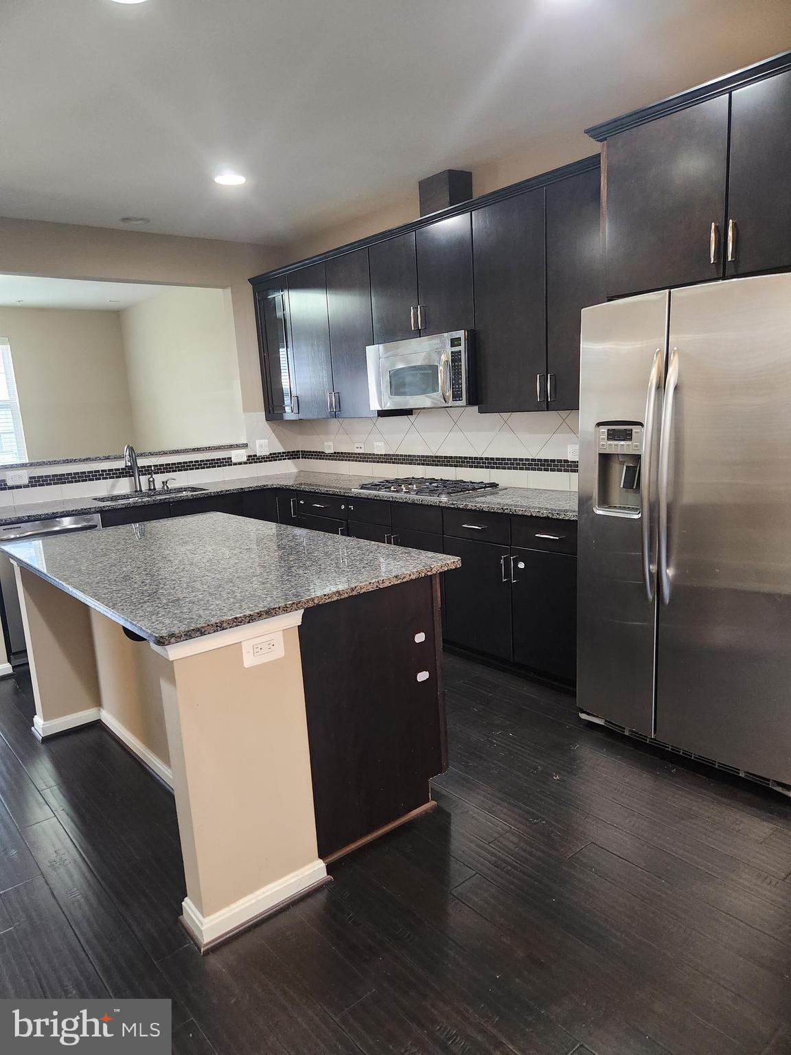 ESPLANADE AT RED RUN - Residential Lease