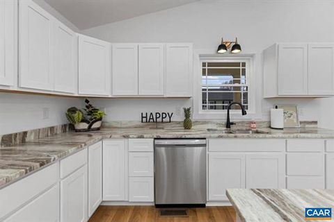 Tiny photo for 1015 Gardner St, WAYNESBORO, VA 22980 (MLS # 676251)