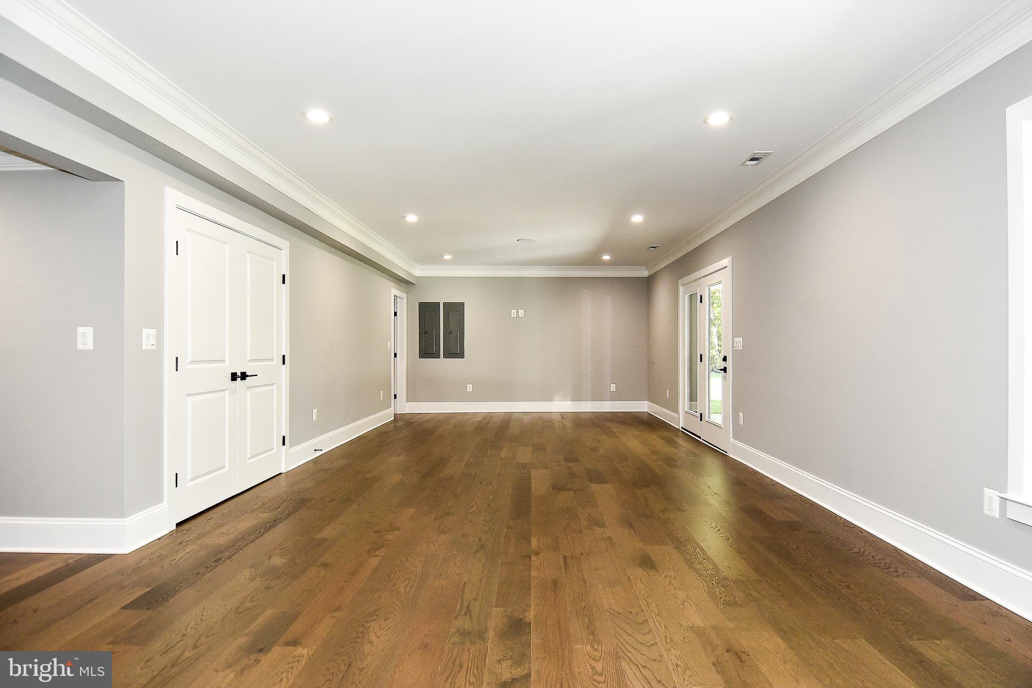 STAFFORD HEIGHTS - Residential