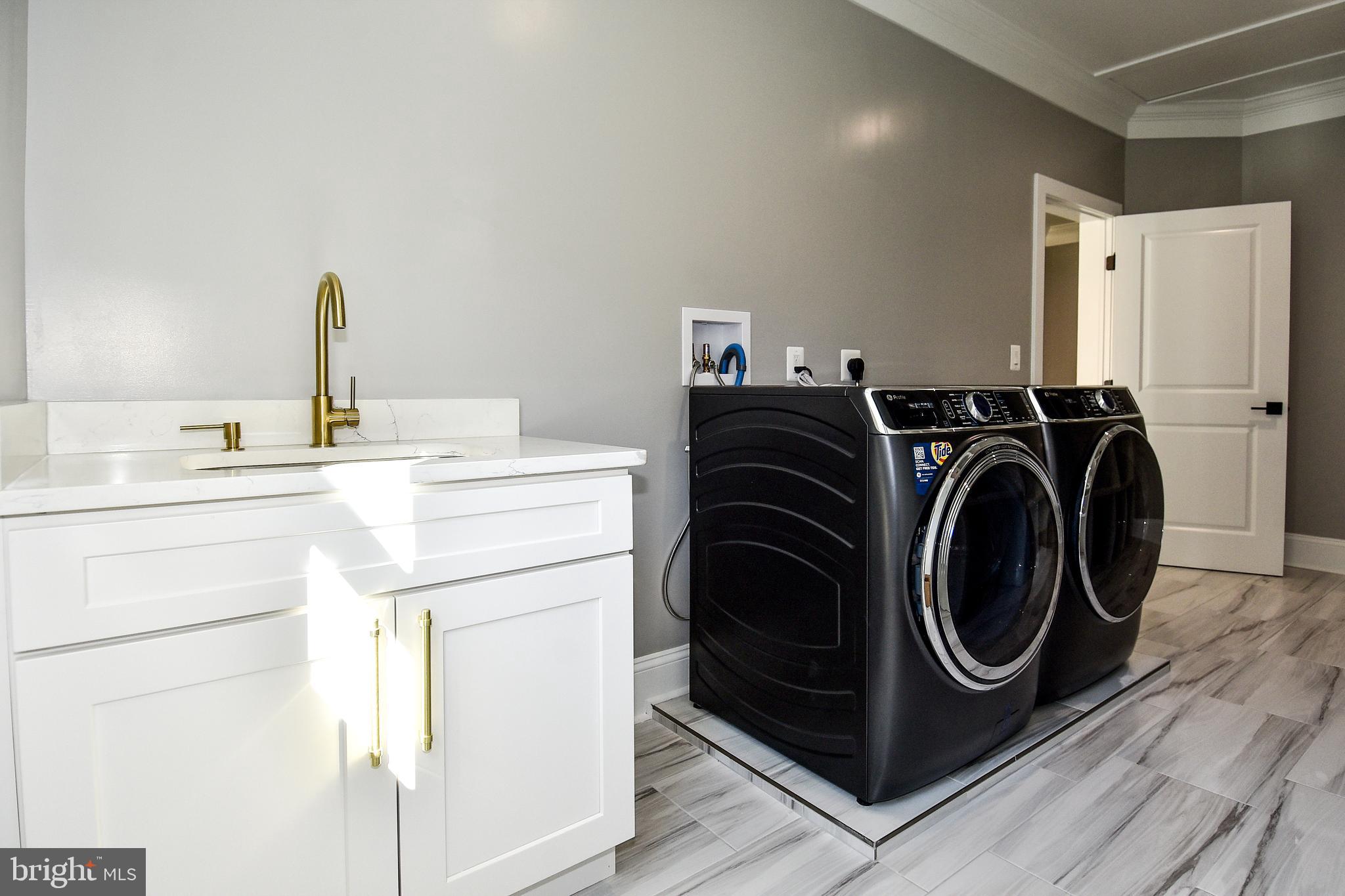 STAFFORD HEIGHTS - Residential