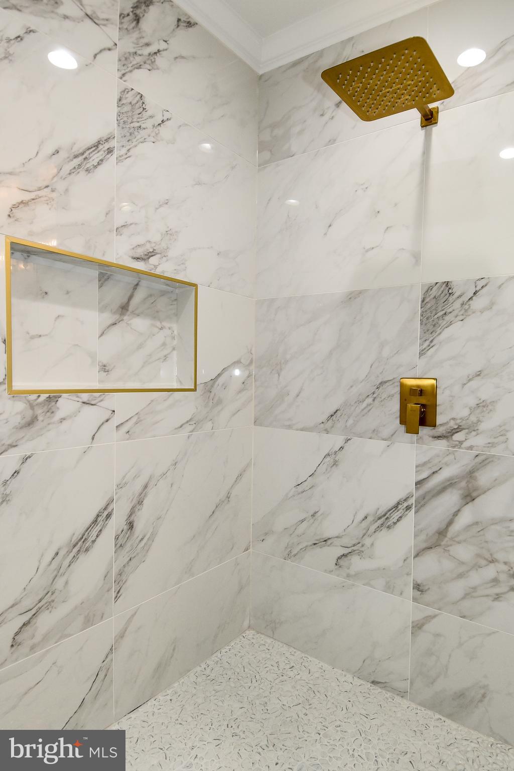 STAFFORD HEIGHTS - Residential