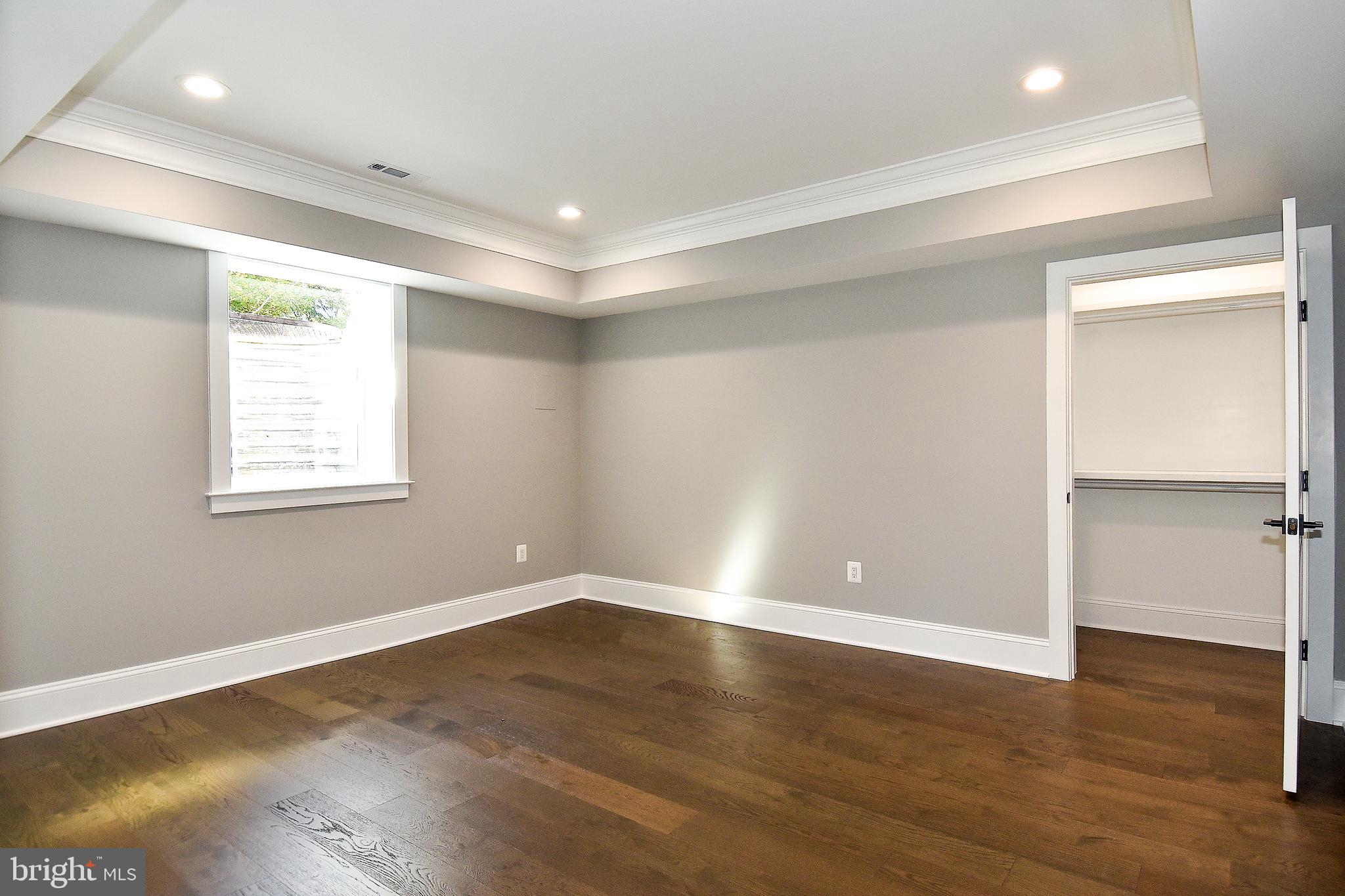 STAFFORD HEIGHTS - Residential