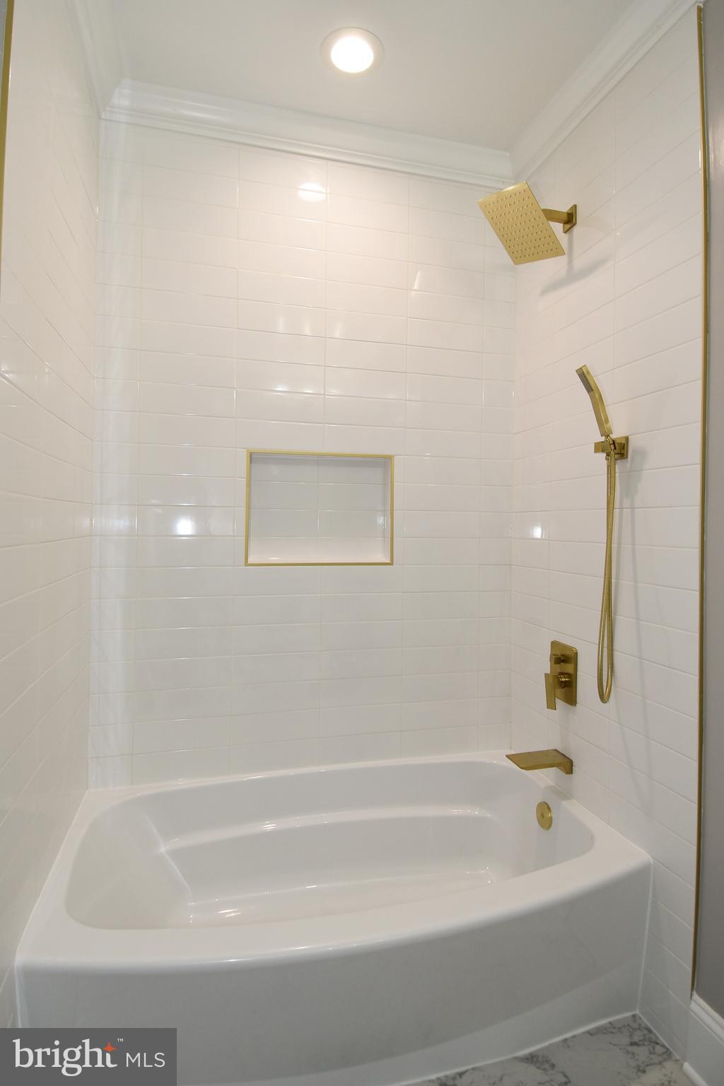 STAFFORD HEIGHTS - Residential