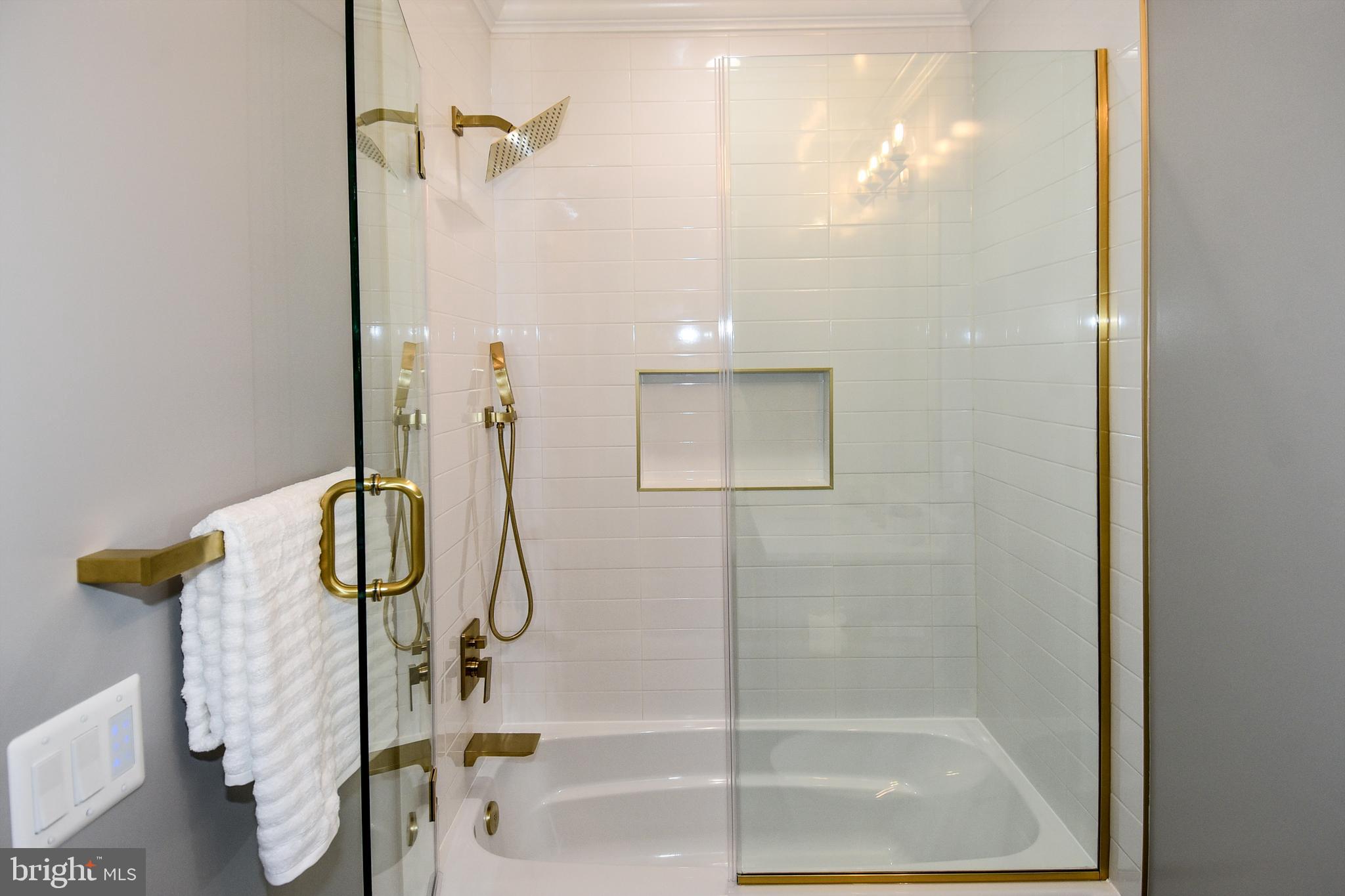 STAFFORD HEIGHTS - Residential