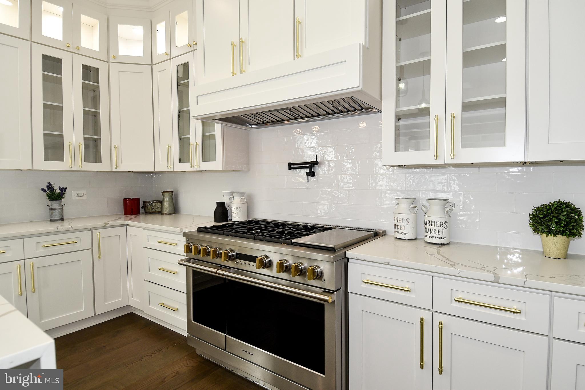 STAFFORD HEIGHTS - Residential