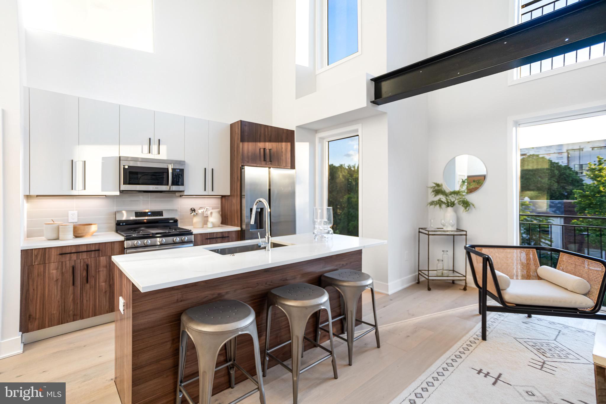 845 19TH STREET NE 10