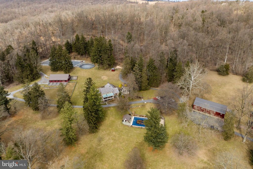 Photo of 700 LAUREL RIDGE RD, REINHOLDS, PA 17569 (MLS # PALA2032158)