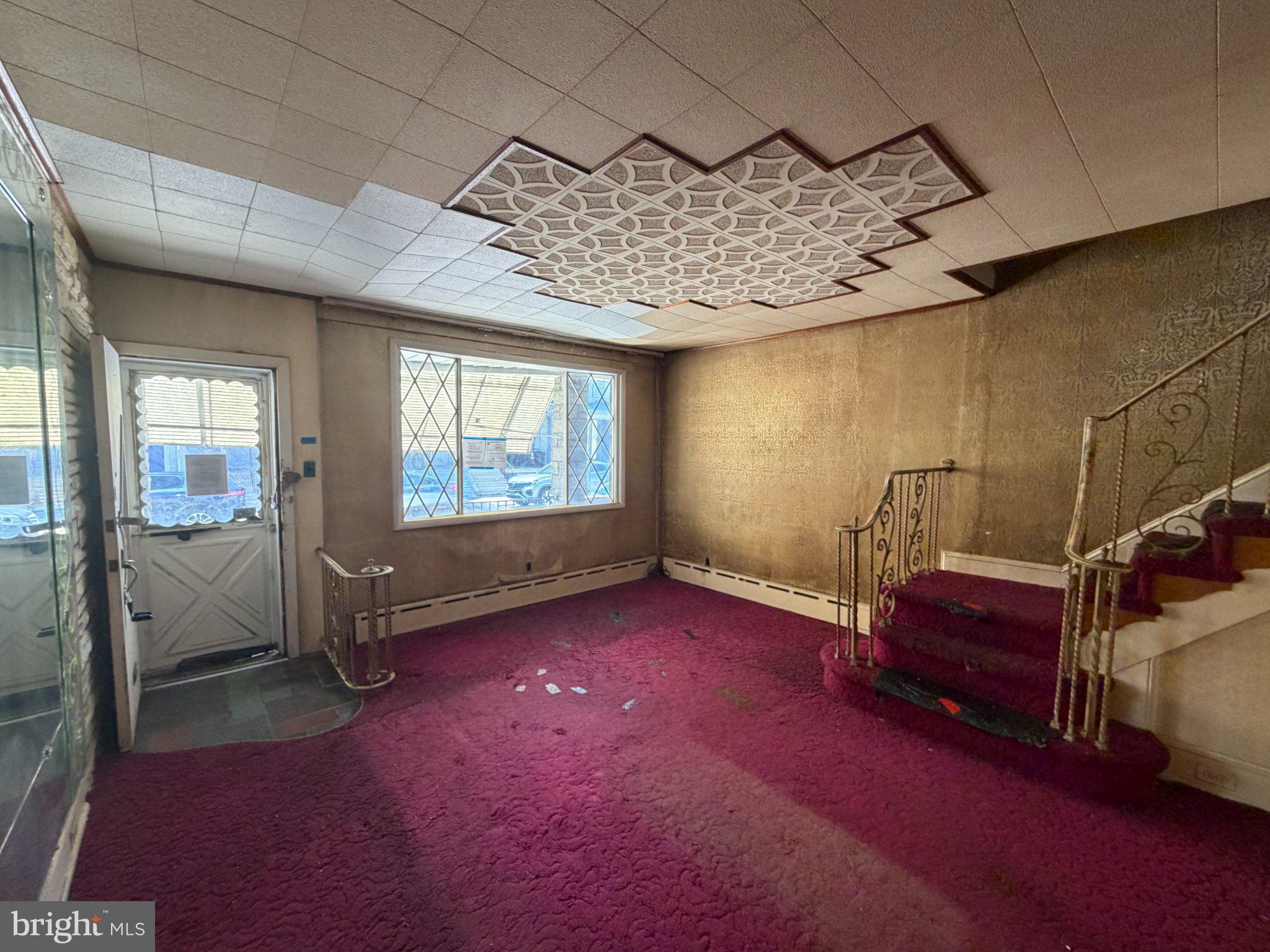 2121 MIFFLIN