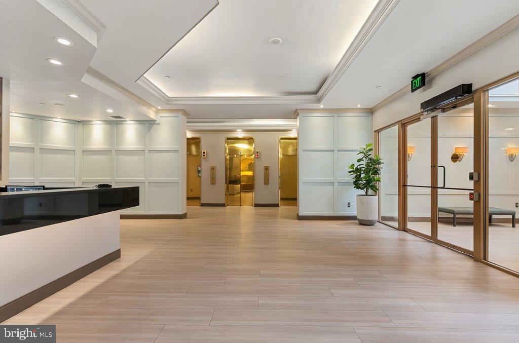 THE CHRISTOPHER - Residential