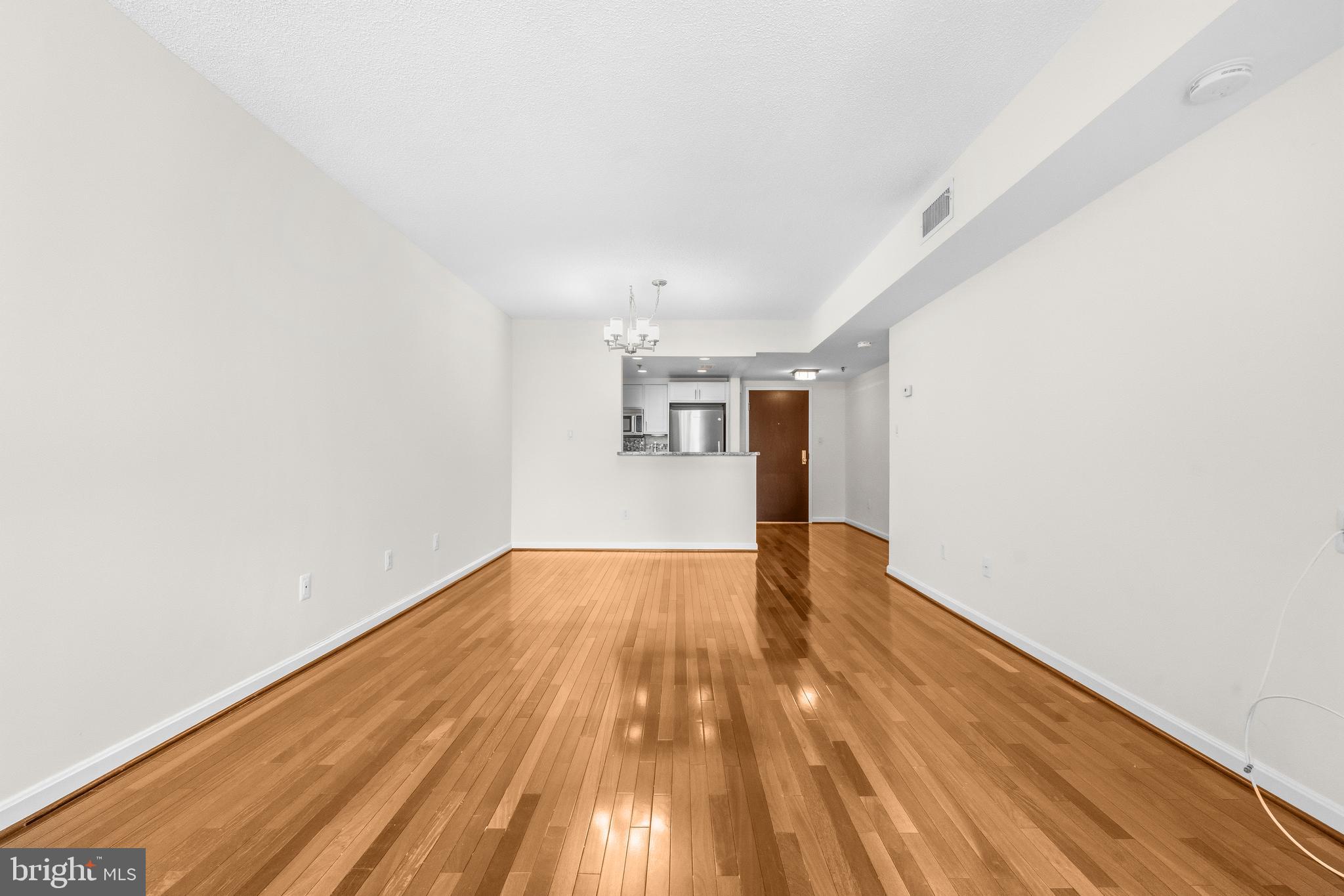 THE CHRISTOPHER - Residential