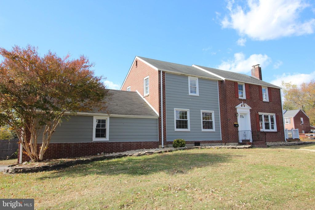 Photo of 405 N Augustine Street, NEWPORT, DE 19804 (MLS # DENC2092356)