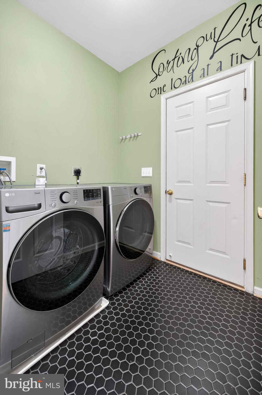 FIELDSTONE - Residential