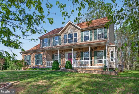 Tiny photo for 983 Files Cross Road, MARTINSBURG, WV 25404 (MLS # WVBE2050948)
