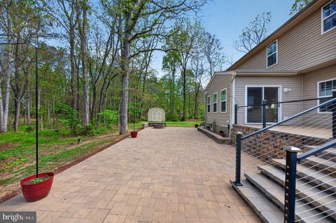 Tiny photo for 983 Files Cross Road, MARTINSBURG, WV 25404 (MLS # WVBE2050948)