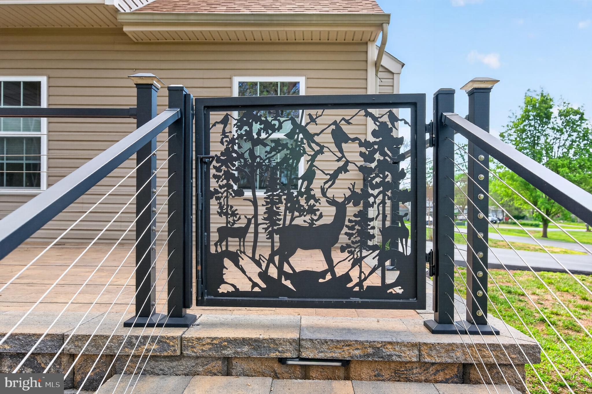 FIELDSTONE - Residential