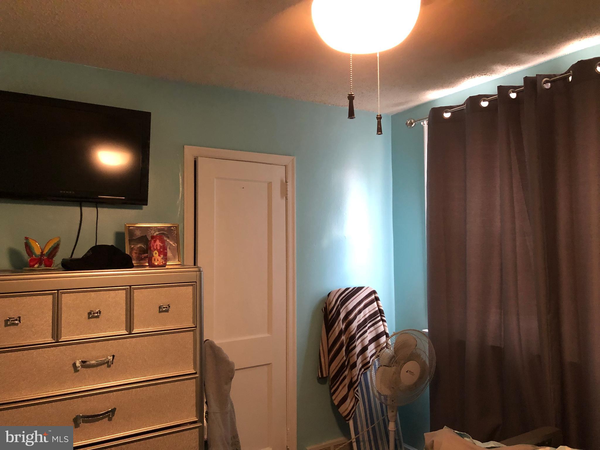 MAYFAIR (WEST) - Residential