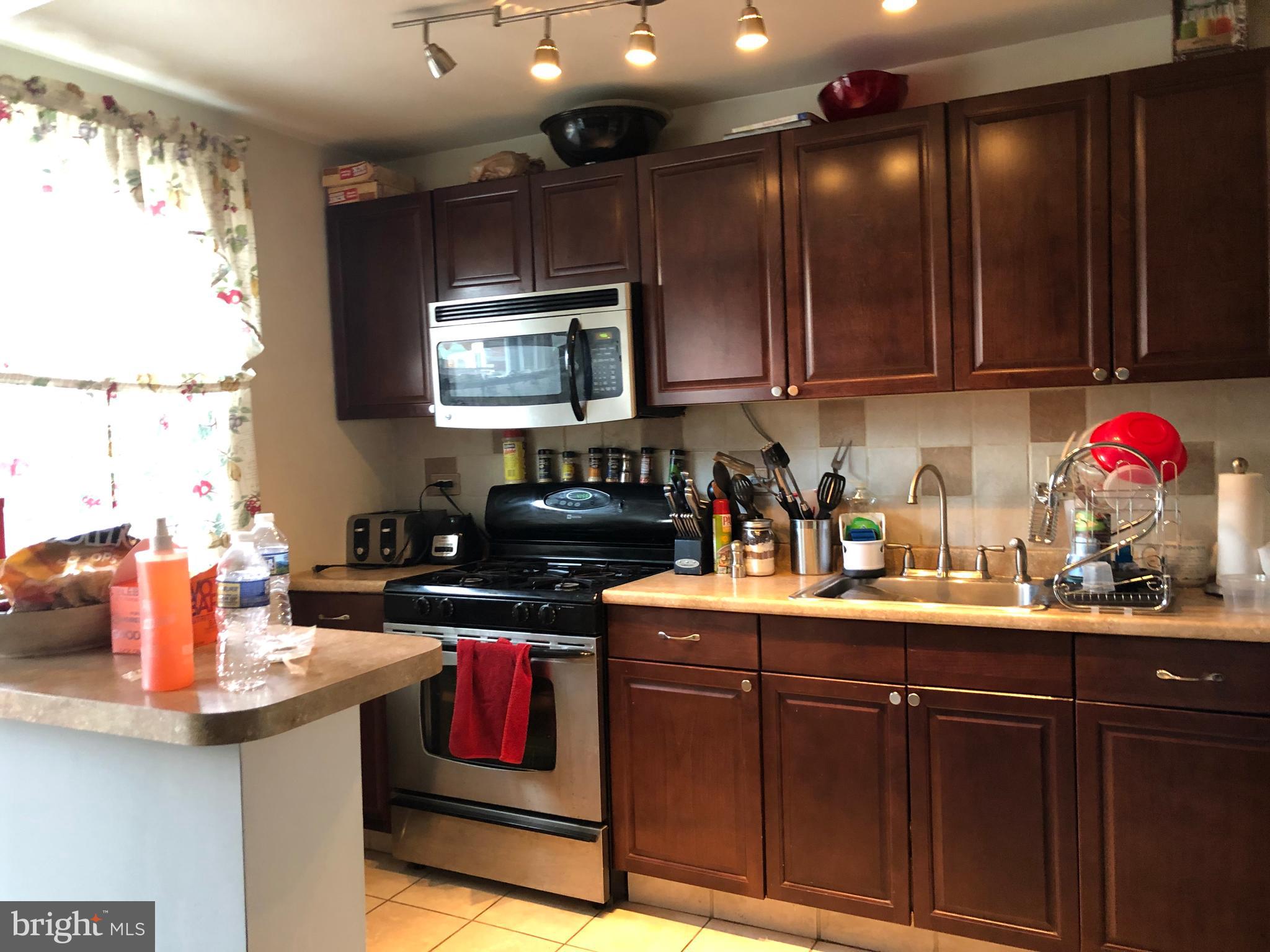 MAYFAIR (WEST) - Residential