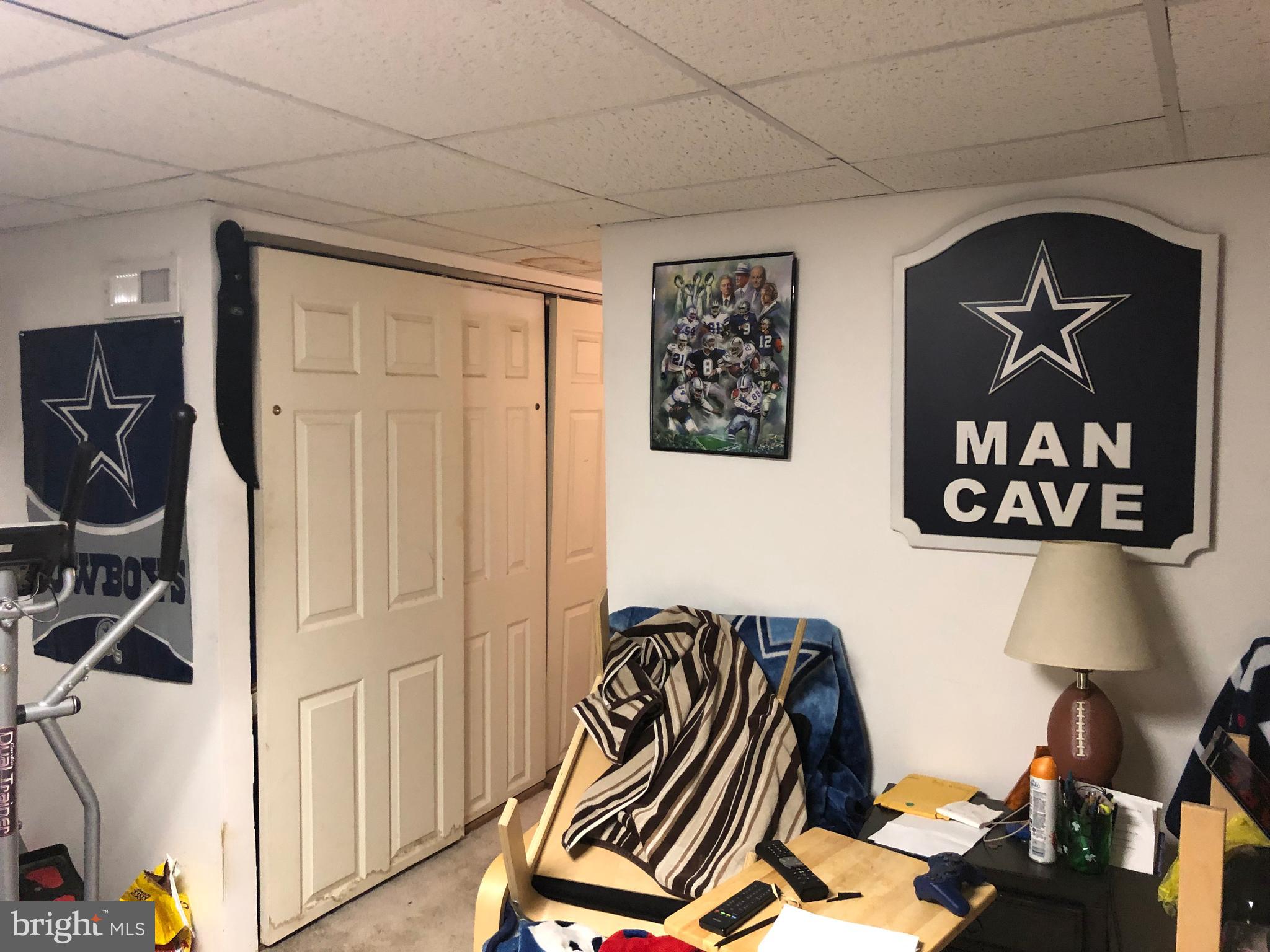 MAYFAIR (WEST) - Residential